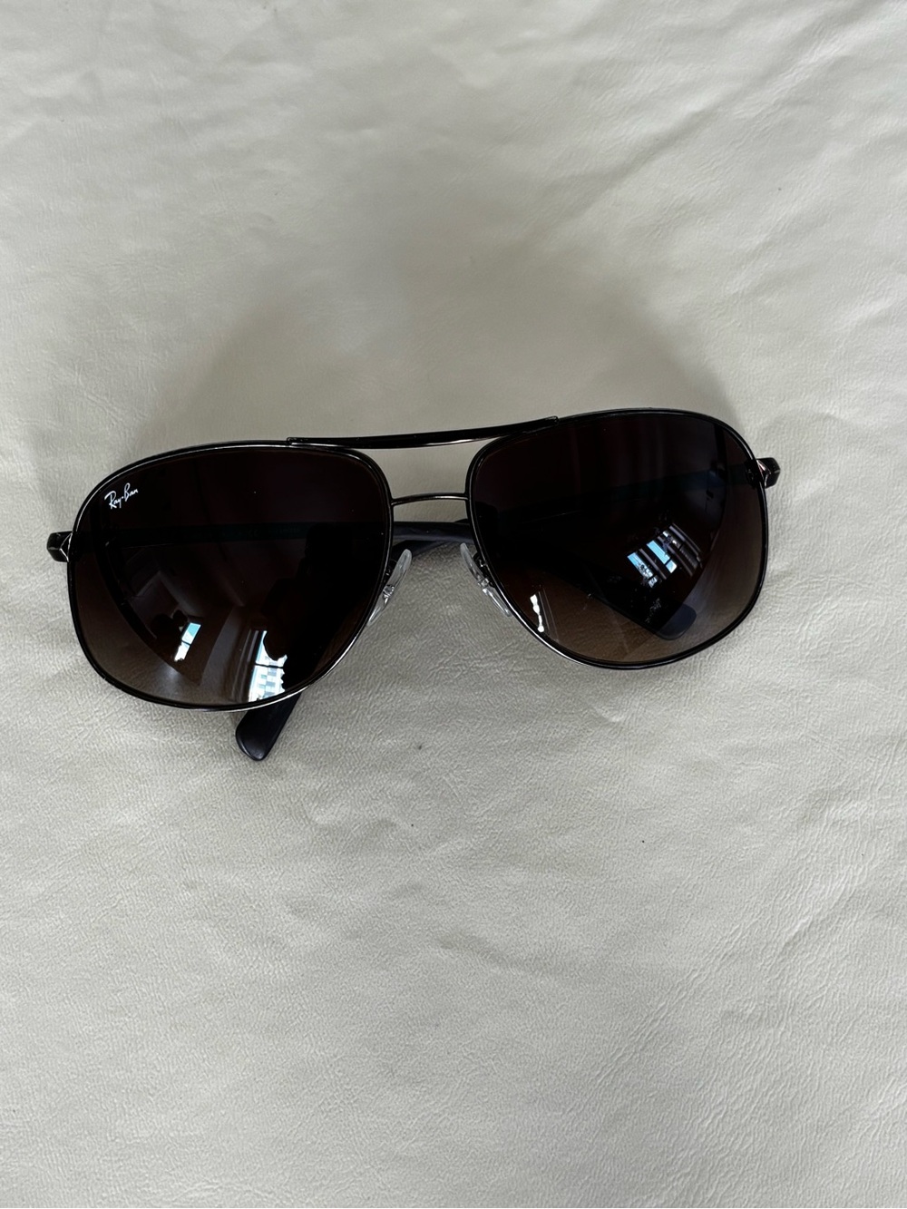 Ray-Ban Black Aviator Sunglasses